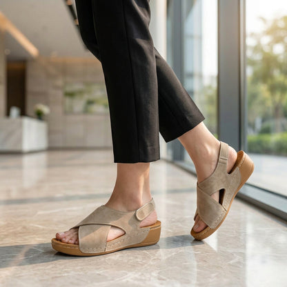 Sandale ortopedice ergonomice — cu suport pentru arcada plantară, care ajută la ameliorarea durerilor de picioare, la stabilizarea călcâiului și la reducerea instabilității la mers