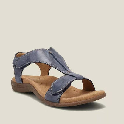 Sandale ortopedice confortabile — suport ergonomic pentru arcada piciorului, lățime reglabilă, care subliniază silueta picioarelor.